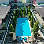 The D 4* Çeşme