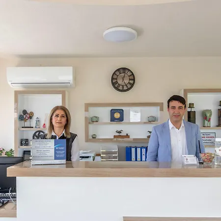 The D Ξενοδοχείο 4*